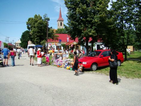 bucsui_hangulat_a_templom_utcaban.jpg