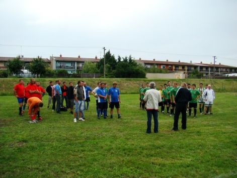 keszulodnek_a_foci_csapatok_-_2010.jpg