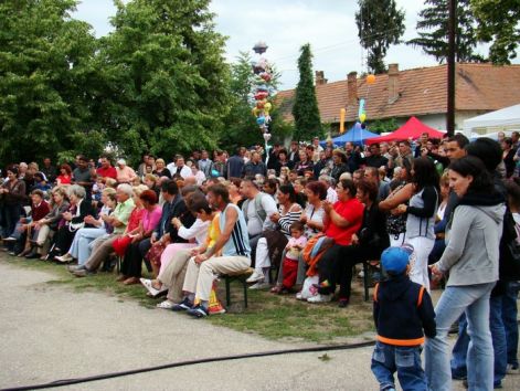 nezokozonseg_-_2009.jpg